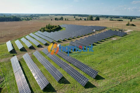 Usina de energia solar terrestre instalada com sucesso com sistema de estantes de alumínio HQ Mount GT1